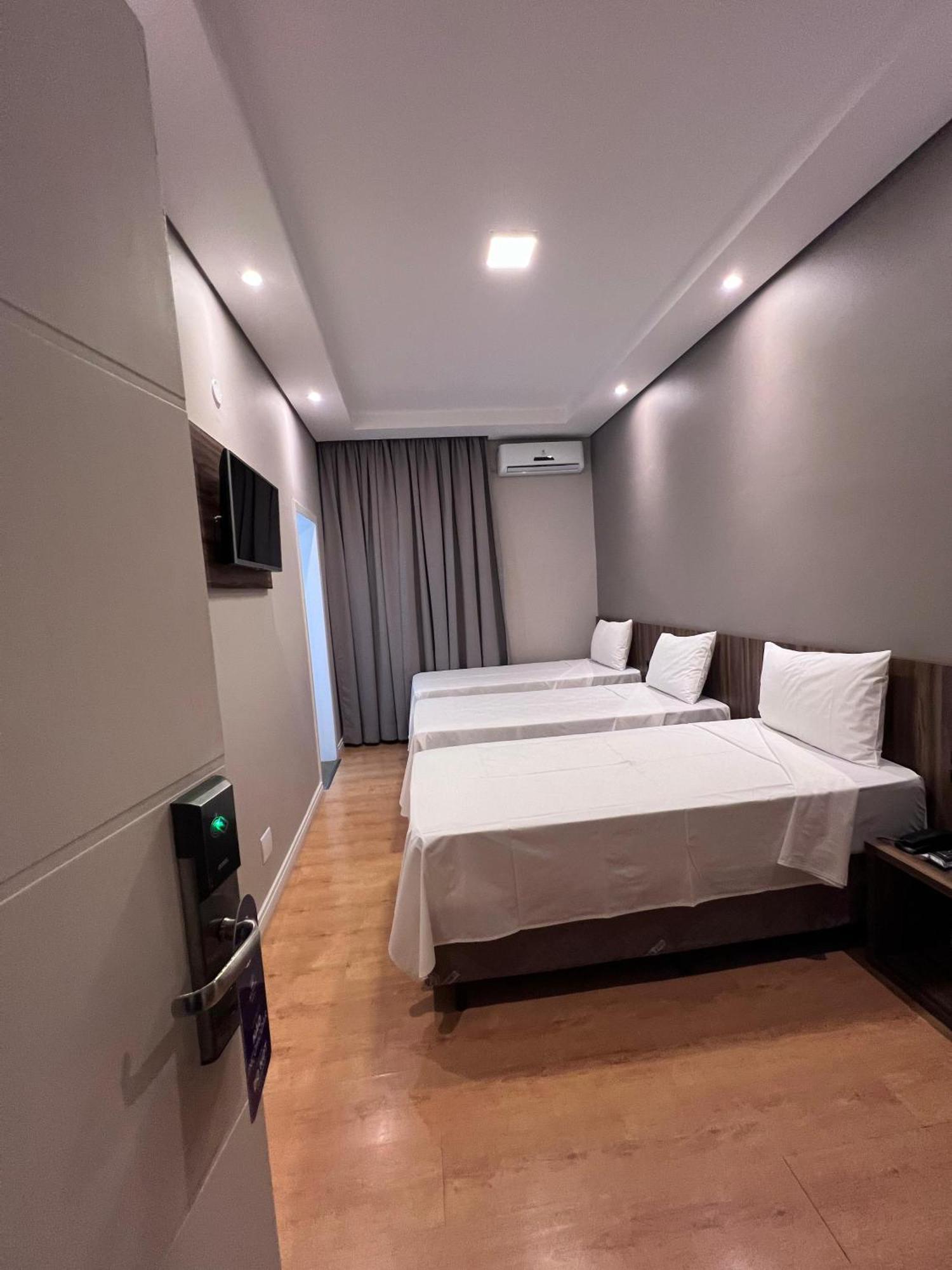 Regis Ii Hotel