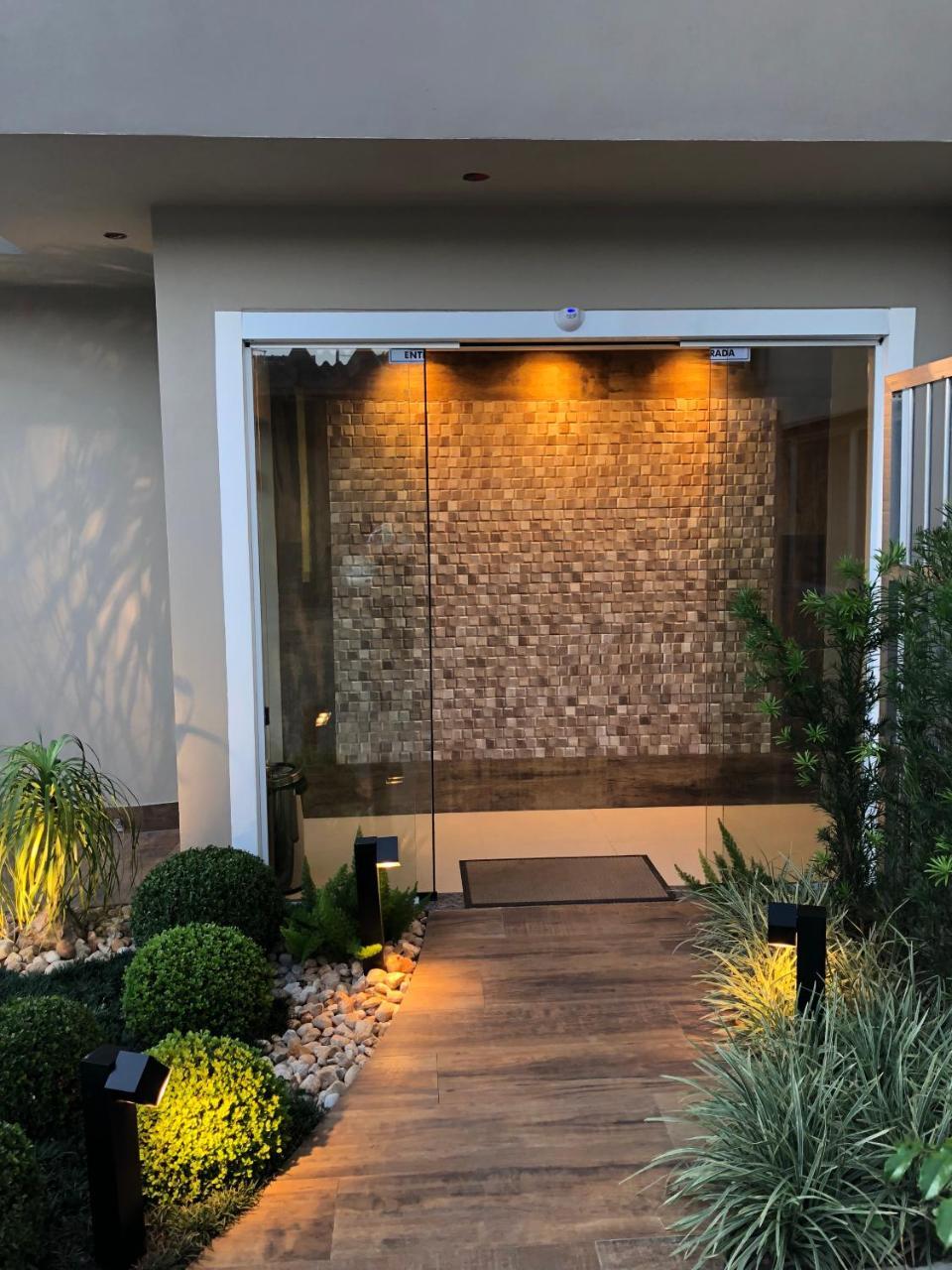 Regis Ii Hotel